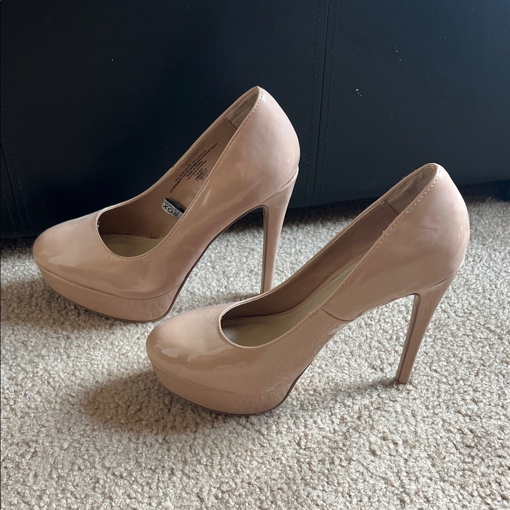 Xhilaration Nude Patent Heels